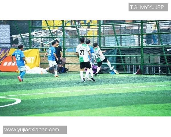 杭州足球队技术提升之路:战术创新与球员发展探讨 杭州足球队技术提升之路:战术创新与球员发展探讨