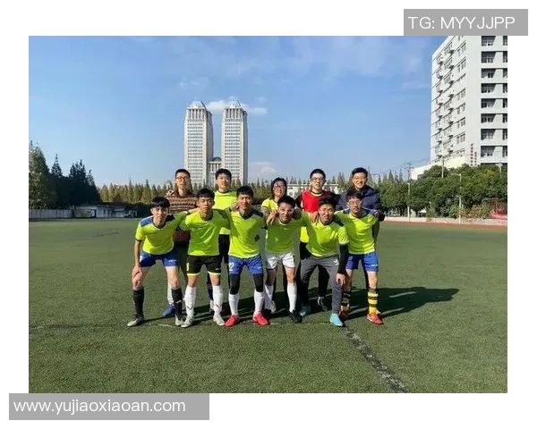 沈阳足球袜的魅力与品质探秘，助力球员在赛场上展现最佳状态